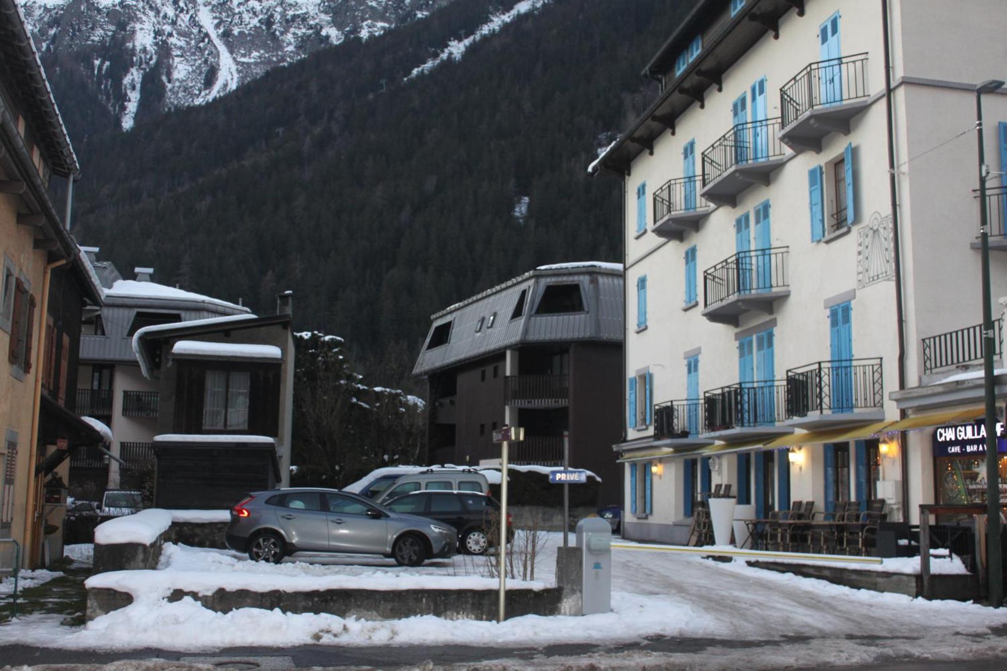 Appartement Le Savoisien Chamonix Mont Blanc Exterior foto